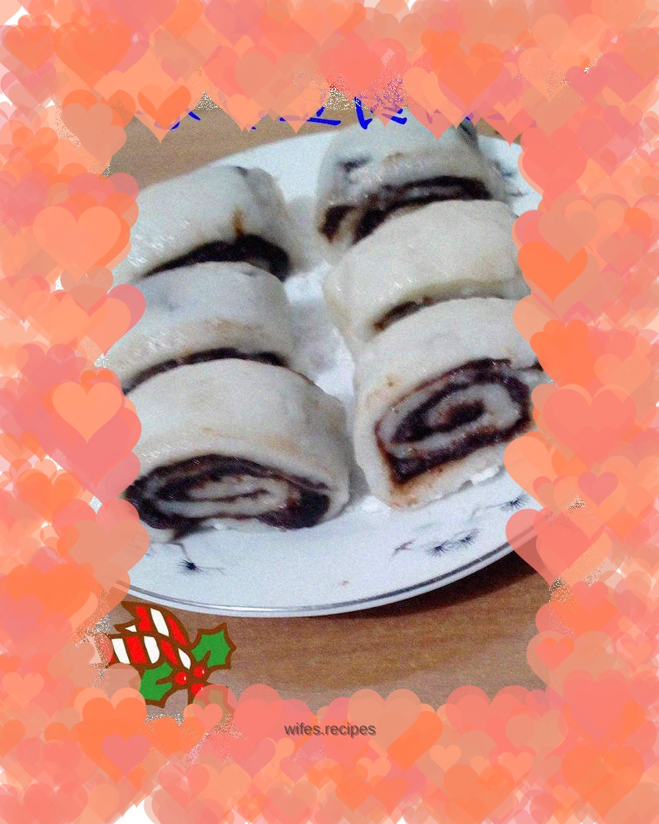 Long yam bean paste roll