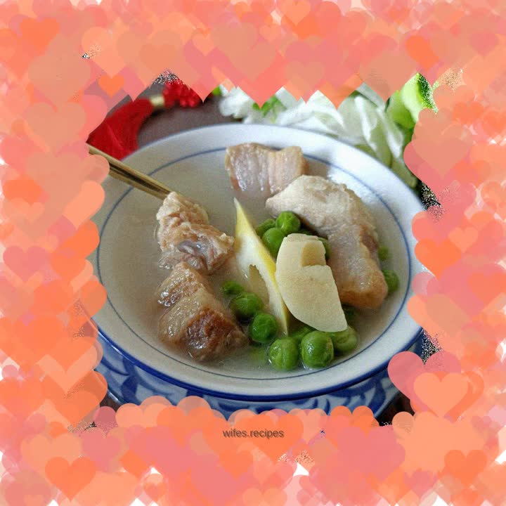 Stewed pork tendons with peas, spring bamboo shoots