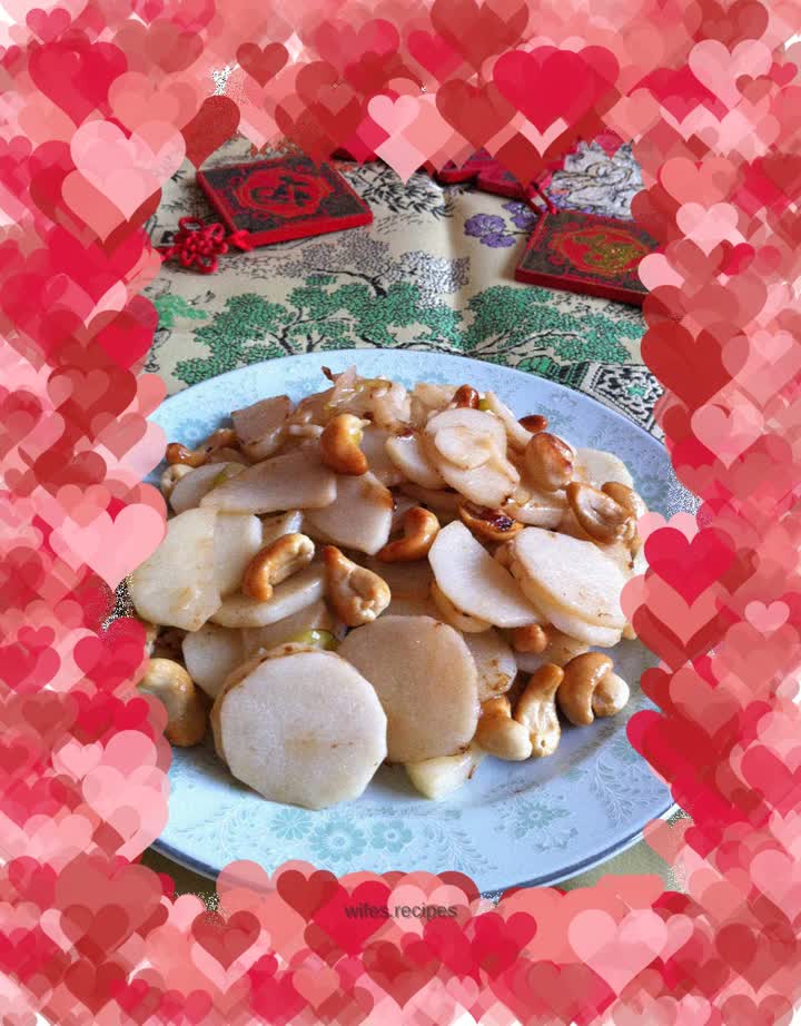 Fried yam and cashew nuts