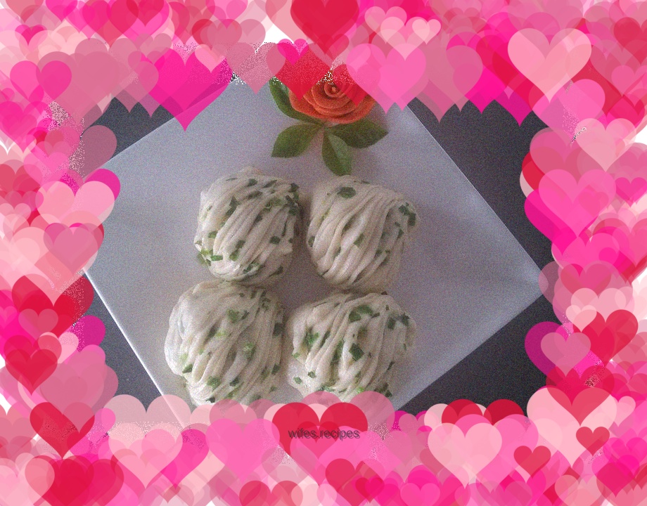 Green onion roll