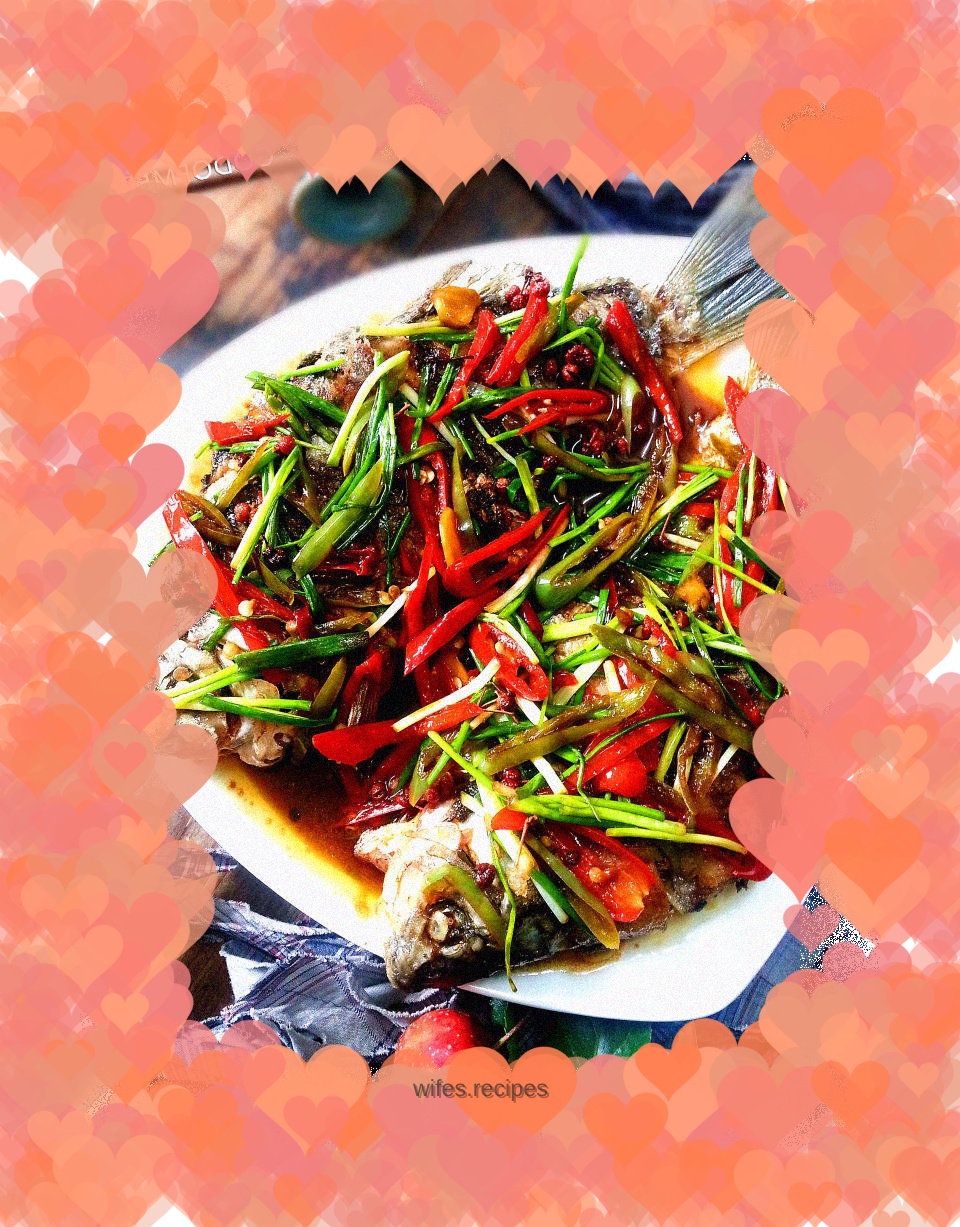 Messy fish ~ Crucian carp in spicy sauce