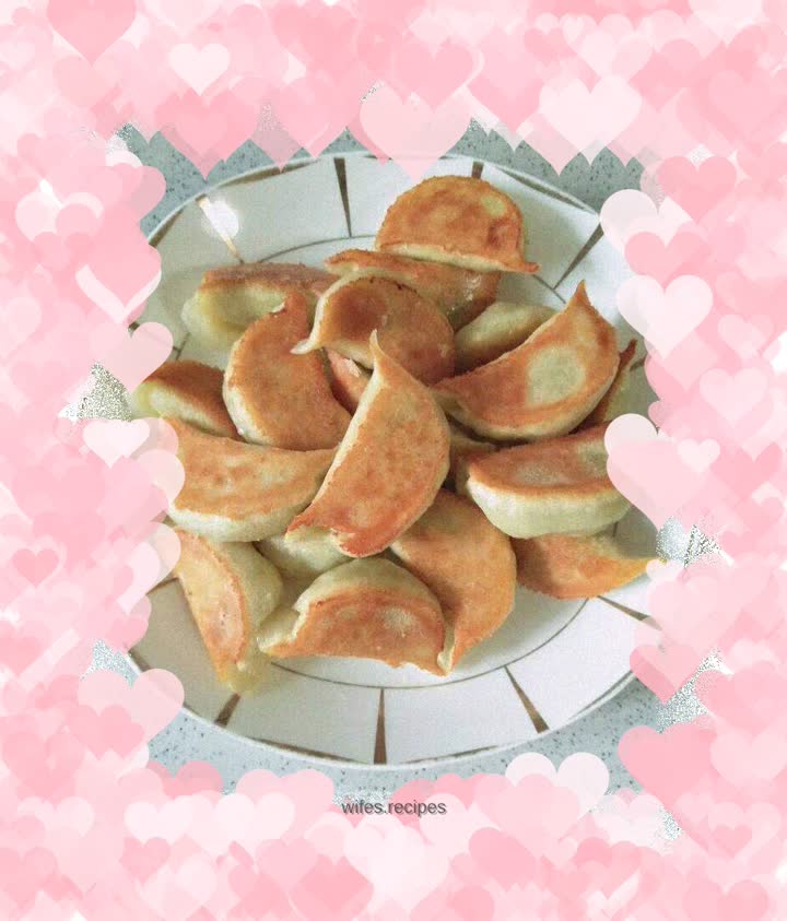 Broccoli Pan-Fried Dumplings