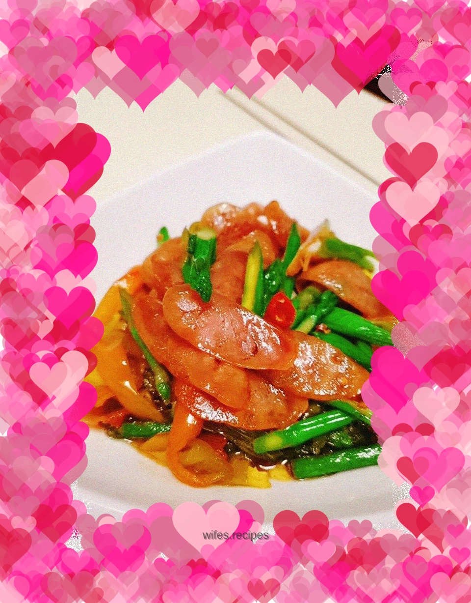 Stir-fried Sausage with Asparagus