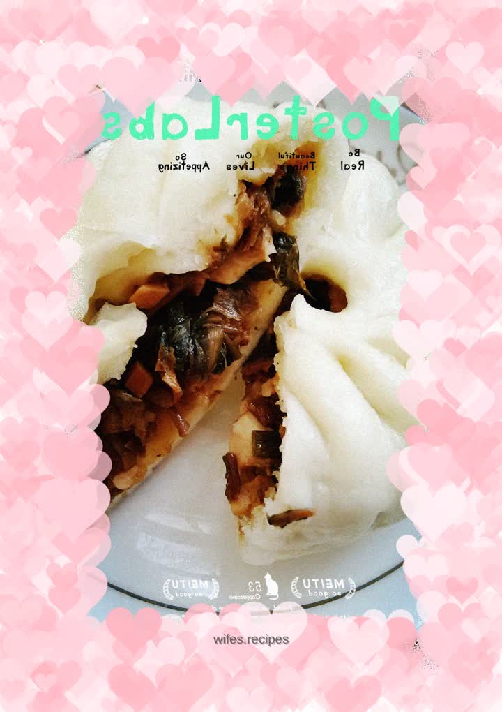 Dried pork buns with plum, green beans and beans