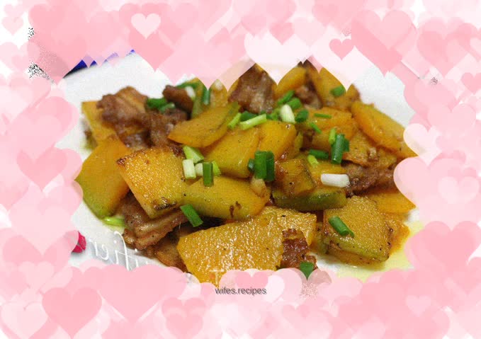 Stir-fried pumpkin slices with pork belly