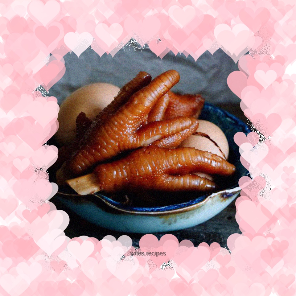 Braised chicken feet