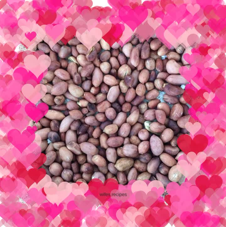 Fried peanuts