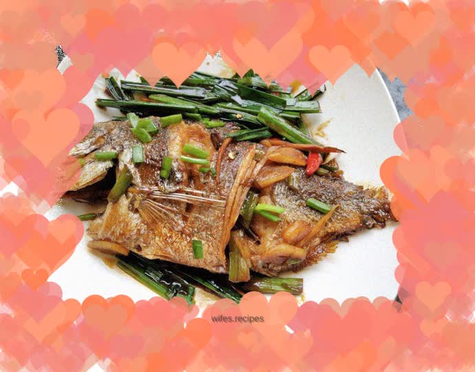 Braised sea crucian carp