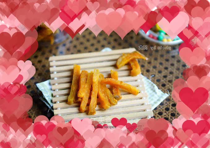Homemade dried sweet potatoes