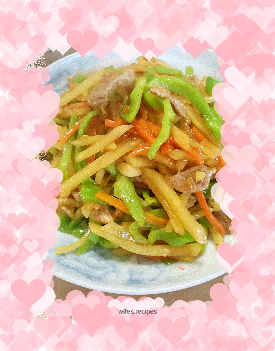 Quick stir-fry ~ green pepper and potato shreds
