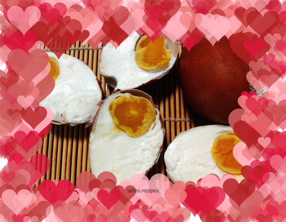 Pickled salted eggs