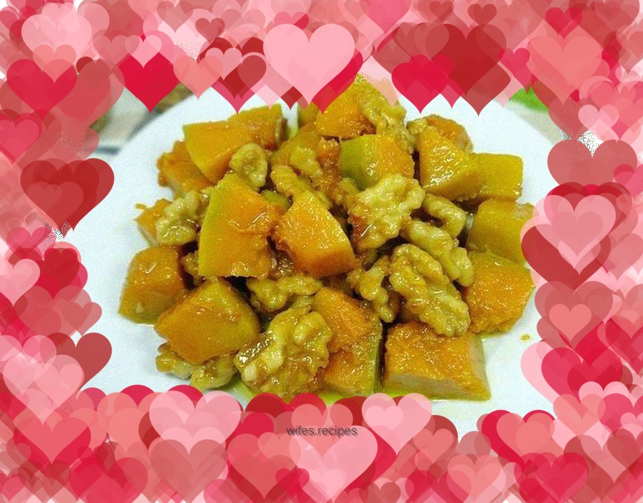 Stir-fried pumpkin with walnuts