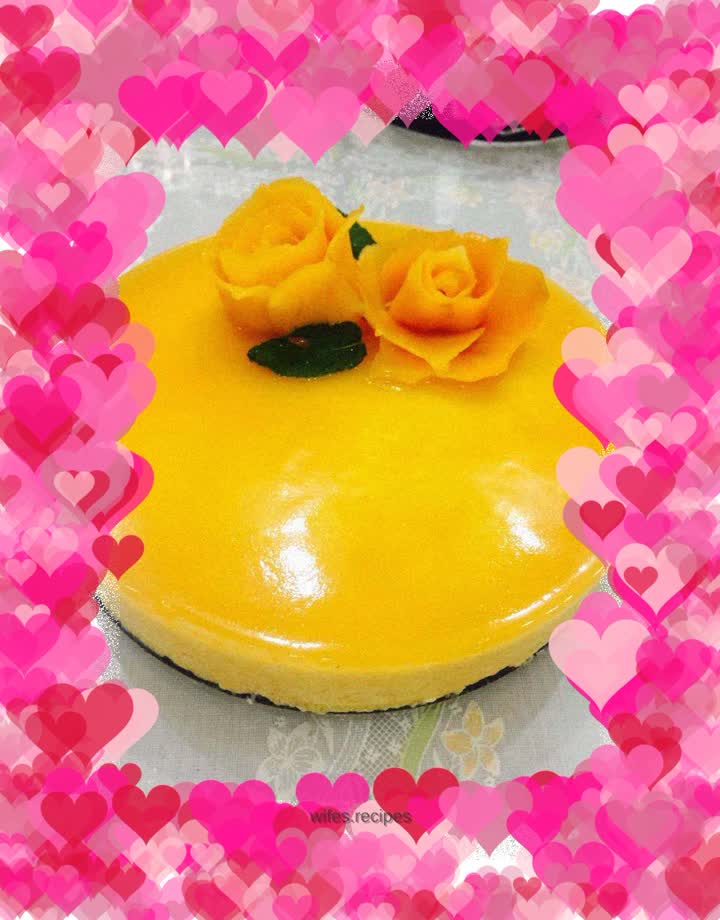 Mango mousse cake