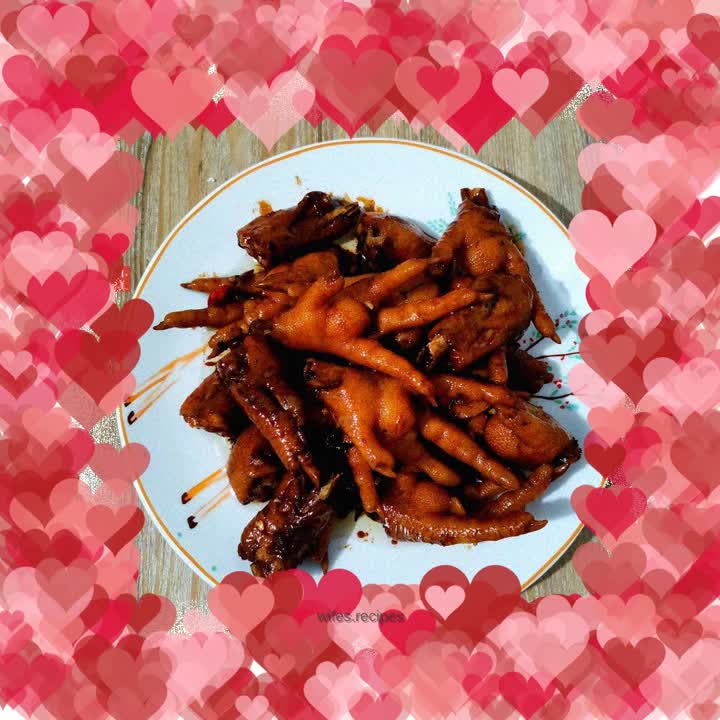 Braised chicken feet