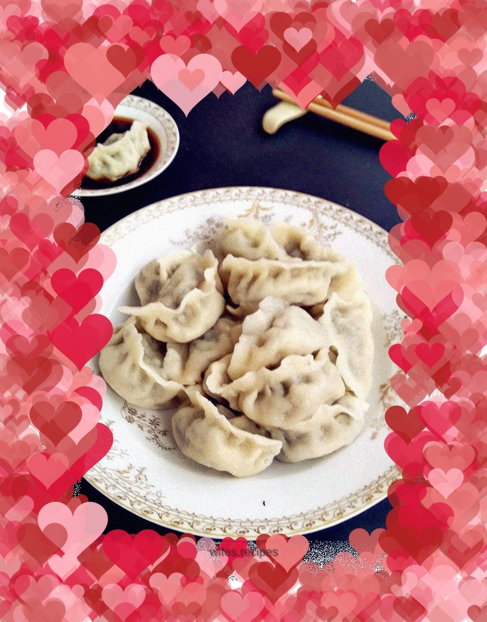 Dumplings stuffed with cabbage and pork