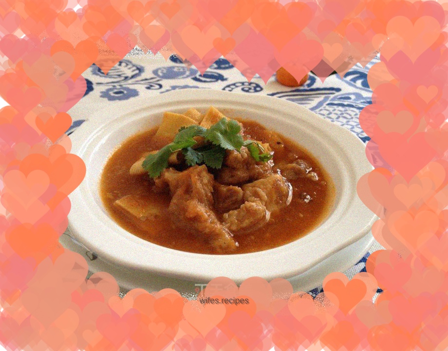 Beef brisket stewed with dried tofu in tomato sauce