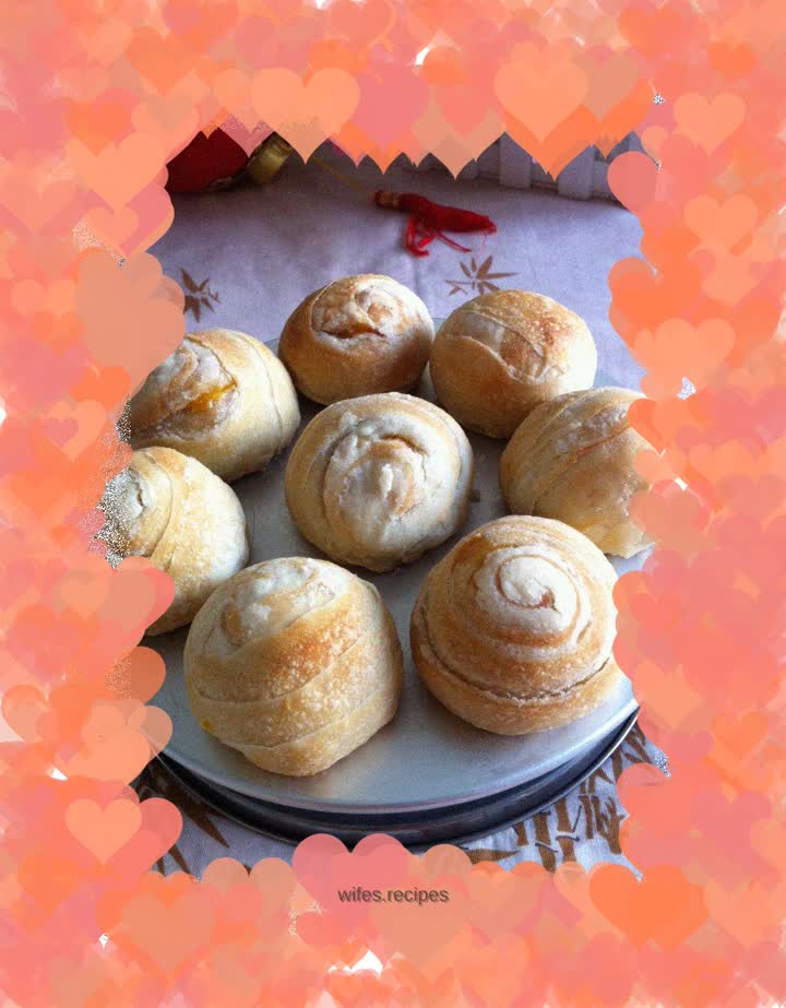 Pumpkin stuffed pastry balls