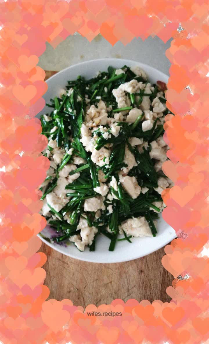 Stir-fried tofu with leeks