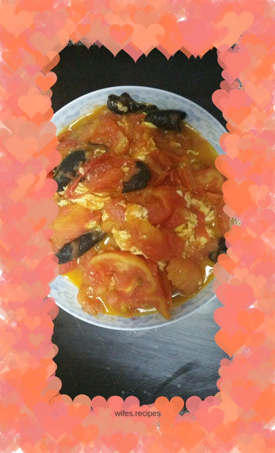 Scrambled eggs with tomatoes