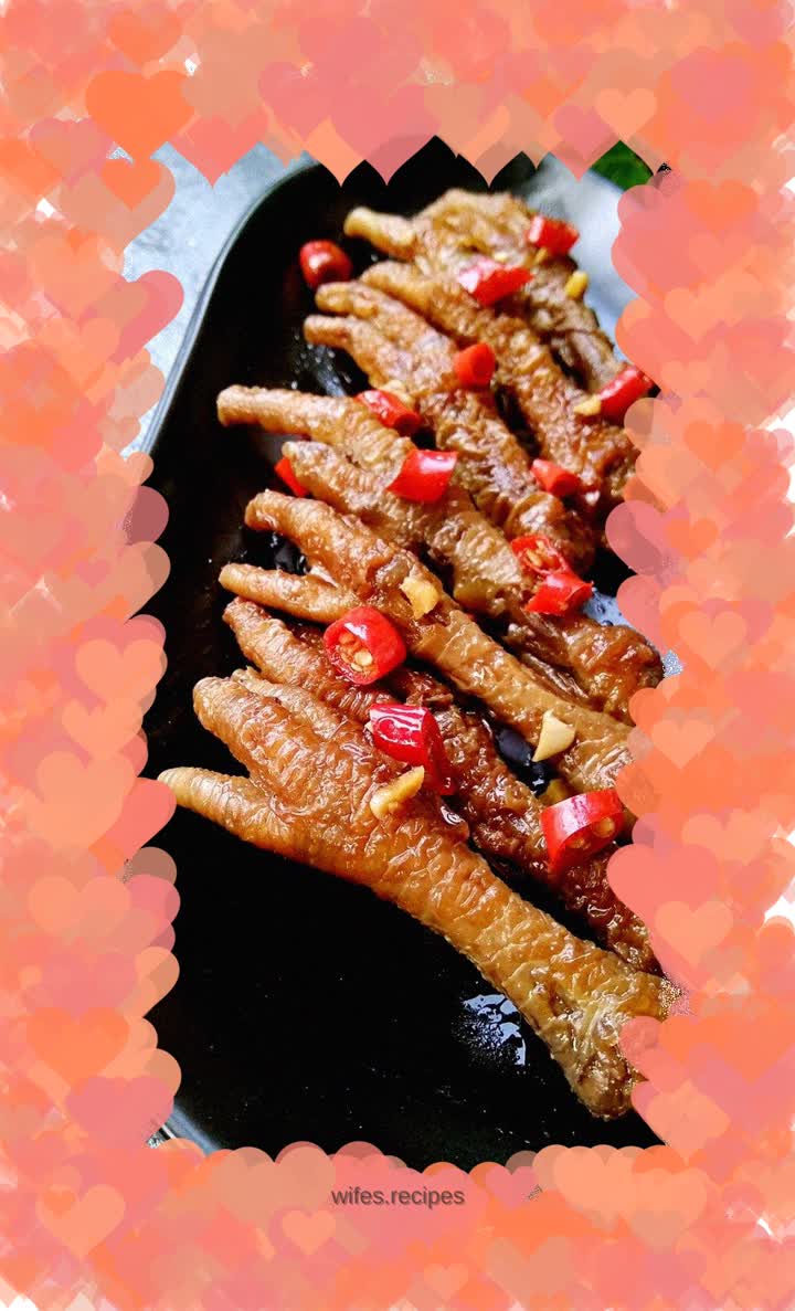 The tiger skin and chicken feet become more delicious the more you chew them