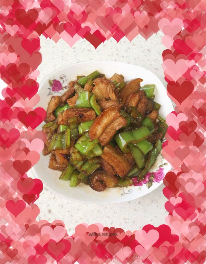 Fried Pork with Chili