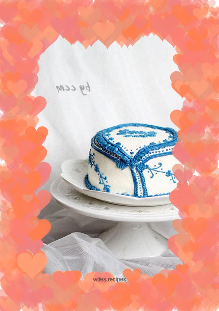 Hand-painted cheongsam blue and white porcelain cake