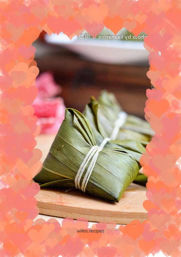 Oatmeal and peanut rice dumplings