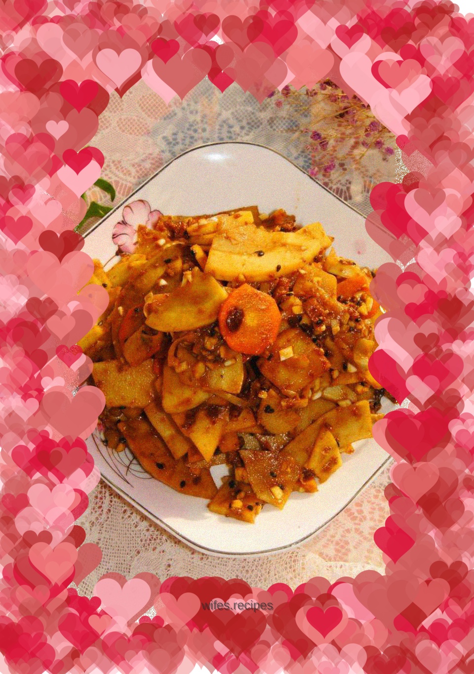 Winter bamboo shoots mixed with meat sauce