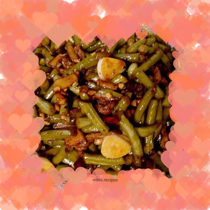 Side dish with pickled beans and fried minced pork
