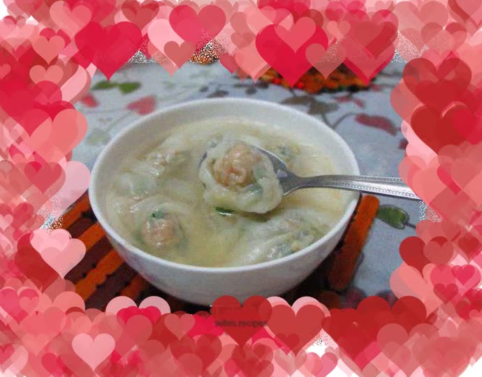 Carrot and meat wontons