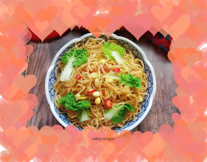 Steamed Braised Noodles with Soybean Sprouts