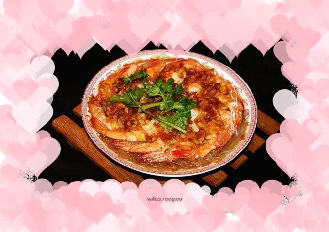 Steamed prawns with garlic vermicelli