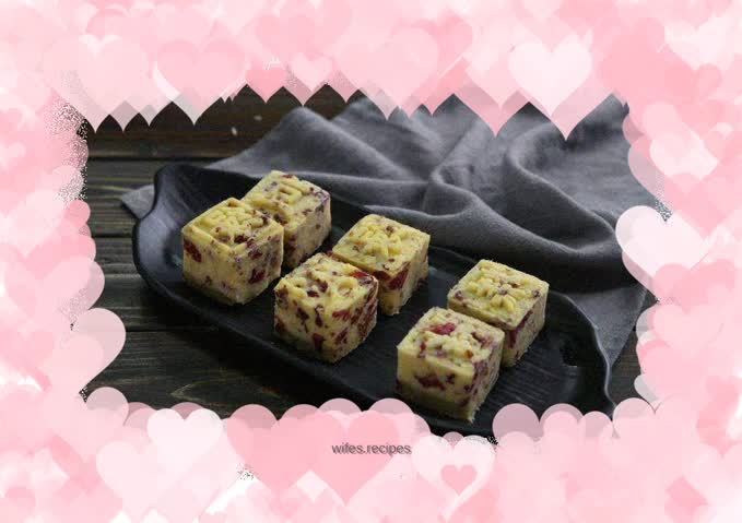 Rose fragrant mung bean cake