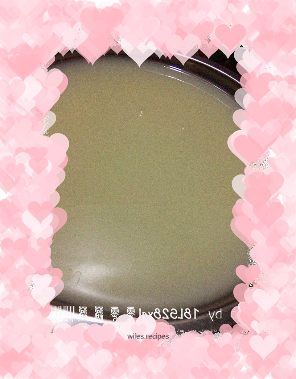Skillfully use a soymilk machine to make smooth and smooth pork skin jelly