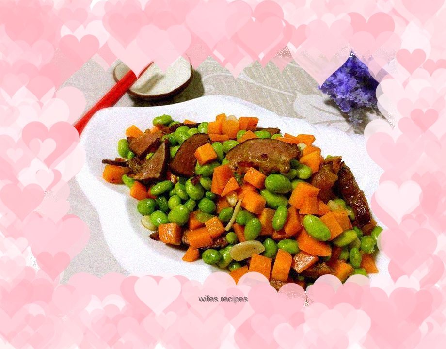 Stir-fried bacon with green beans