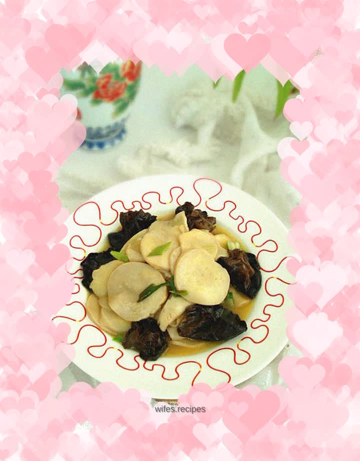 Stir-fried king oyster mushrooms with fungus