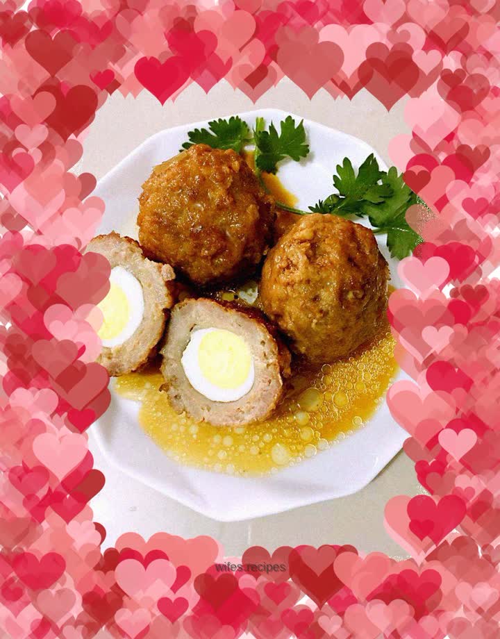 Braised lion head with quail eggs
