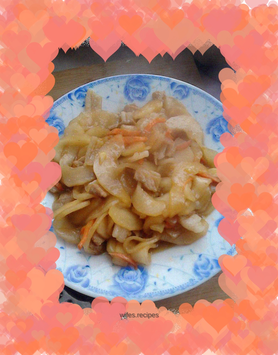 Fried meat with old (sour) cucumber