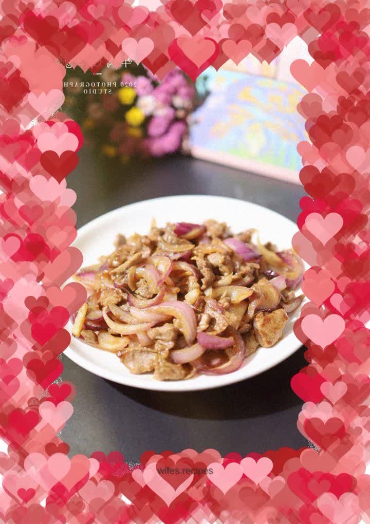 Stir-fried beef with onions