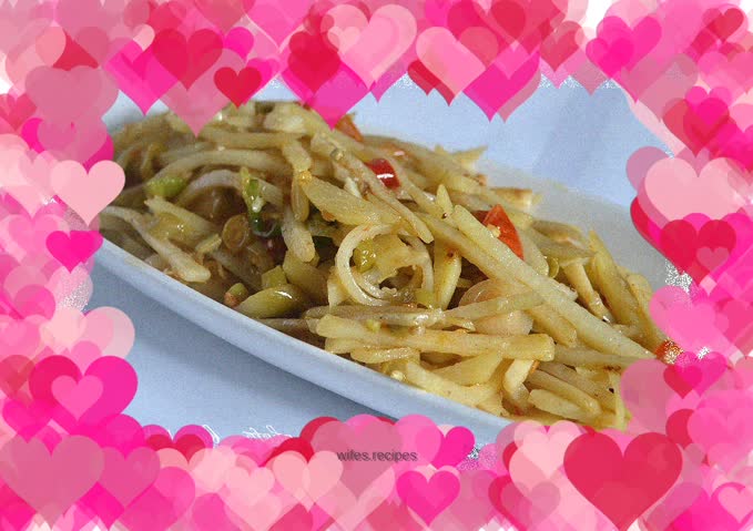 Pickled pepper and potato shreds
