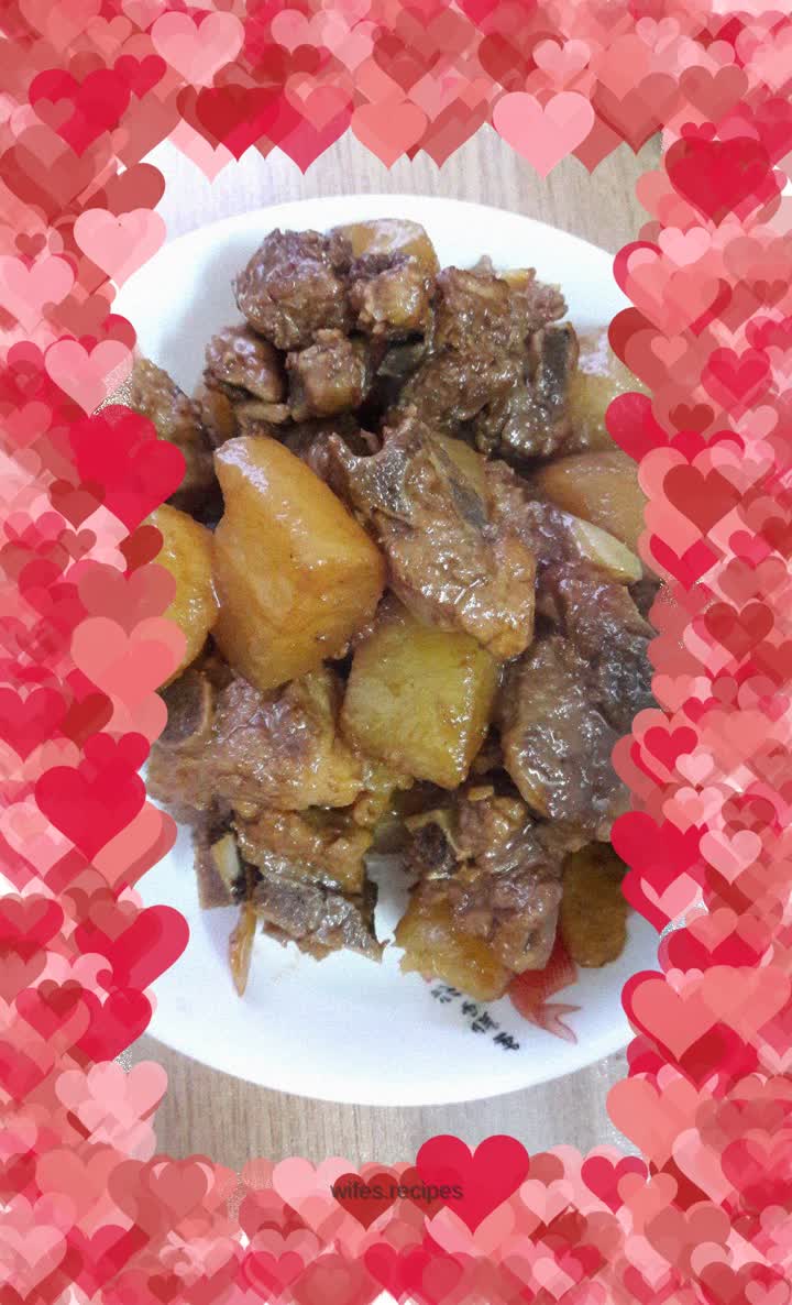 Braised pork ribs with radish