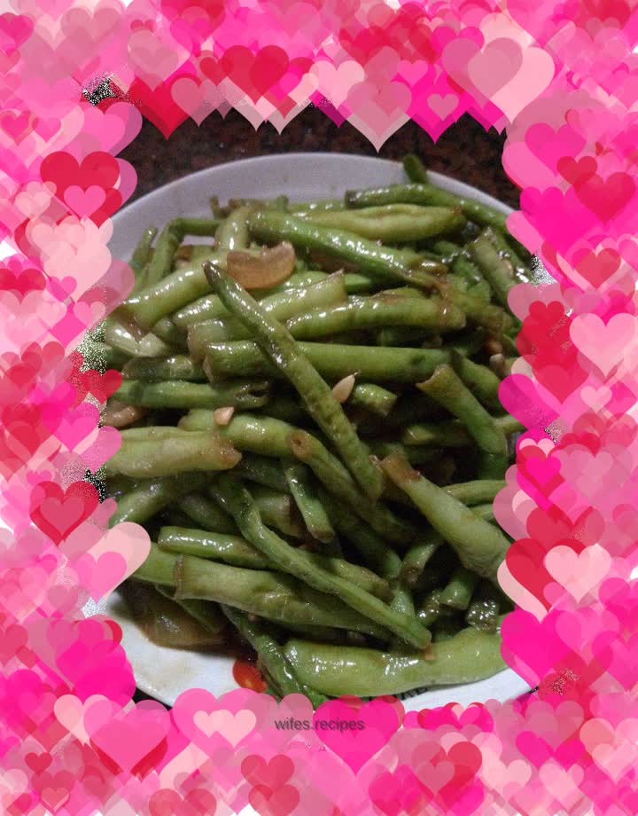 Sauce-flavored green beans
