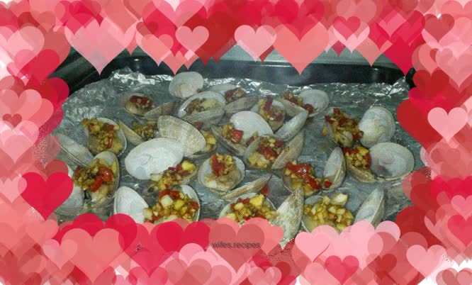 Grilled clams with garlic