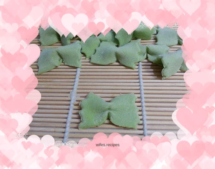 Food that attracts little ones--Jade Butterfly Noodles & Spiral Noodles