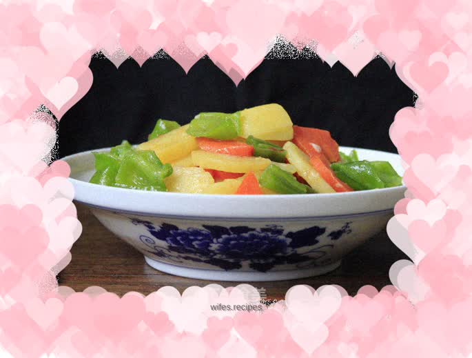 Green pepper and potato slices