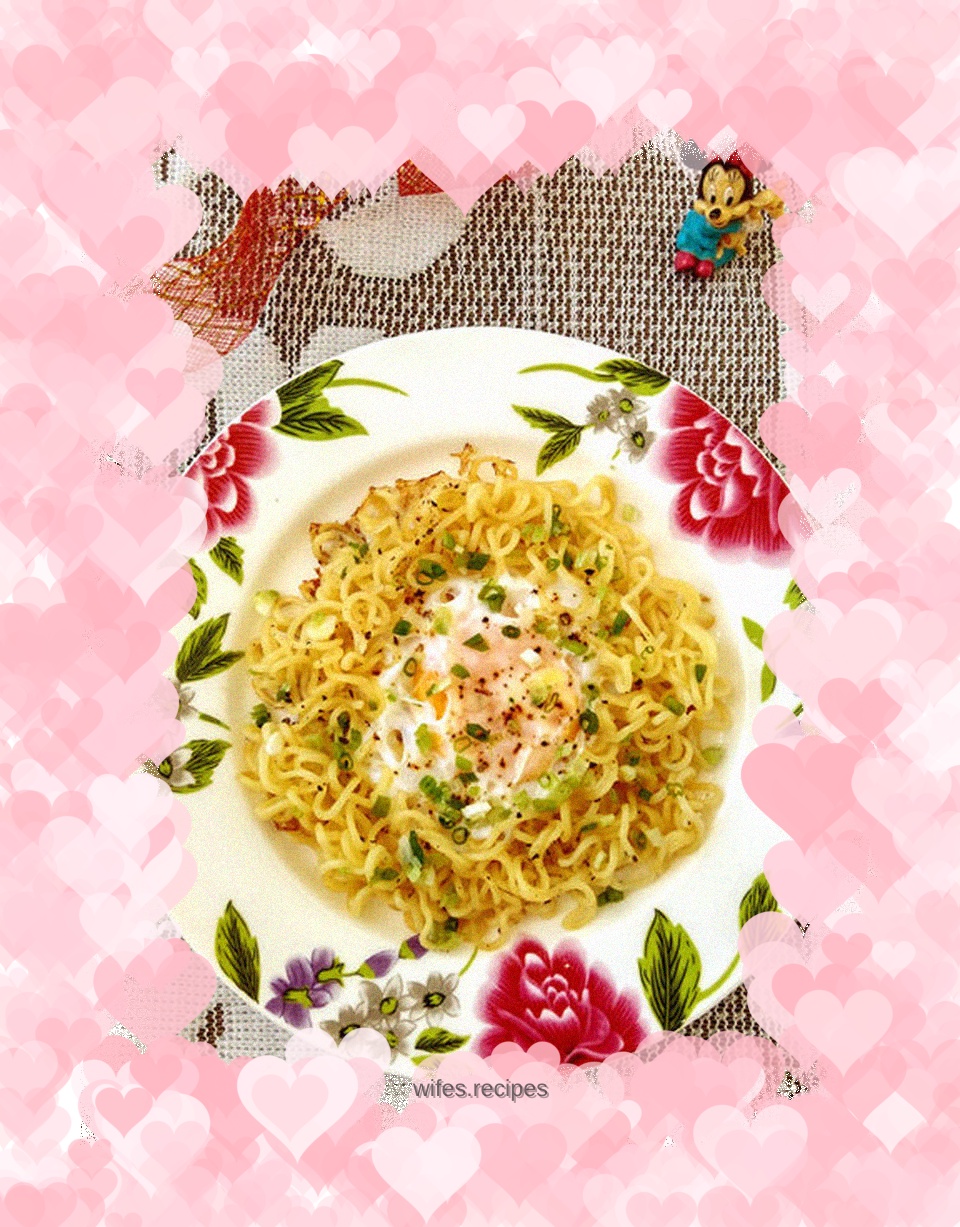 Instant Noodles Bird's Nest Egg