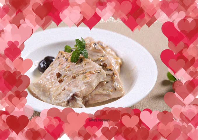 Carp with white sauce