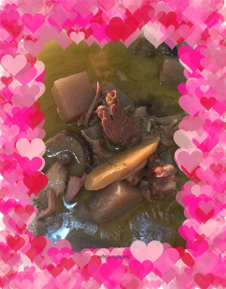 Braised duck with mushrooms and konjac