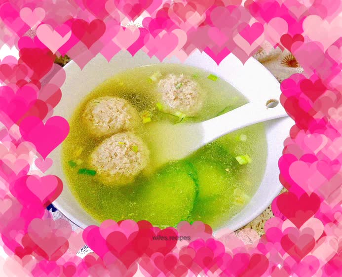 Cucumber and Fungus Ball Soup