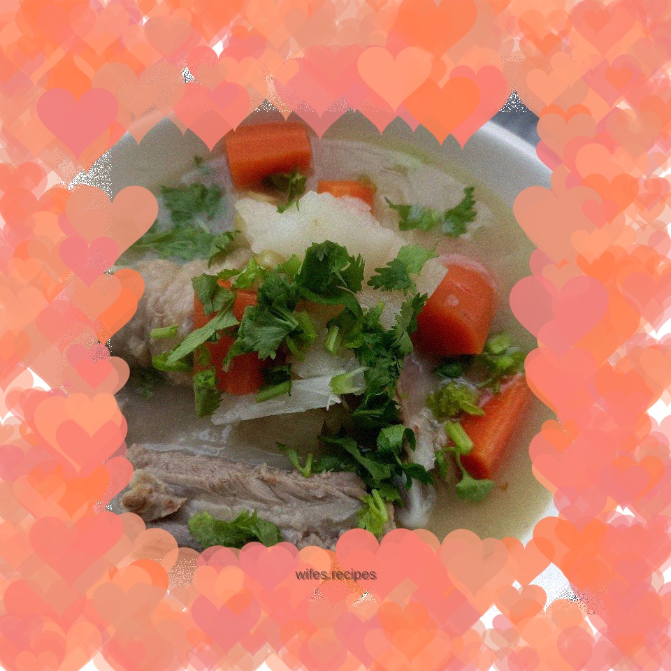 Chicken legs and ribs stewed with yam